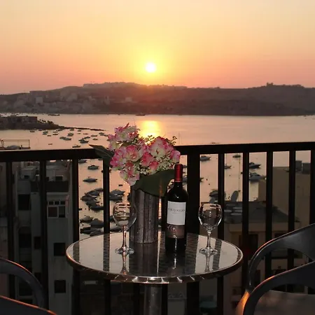 Seashells Seaview Penthouse With Hottub Appartement San Pawl il-Baħar