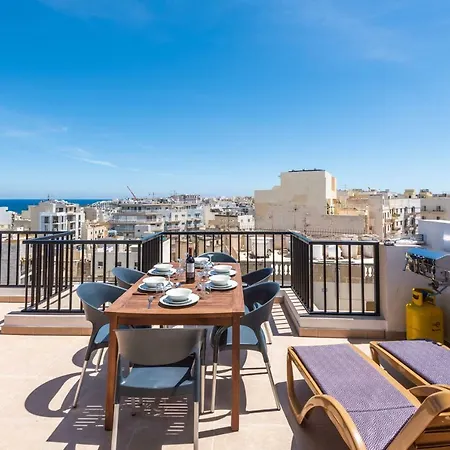 Seashells Seaview Penthouse With Hottub *
