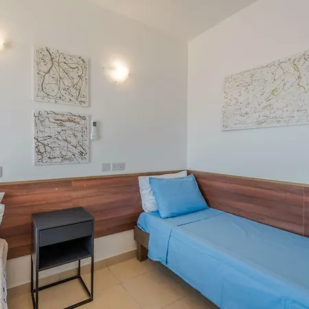Seashells Seaview Penthouse With Hottub